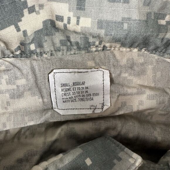 US Military ACU Army Combat Uniform Coat UCP Digital Camo Ripstop Small Reg - Picture 9 of 16